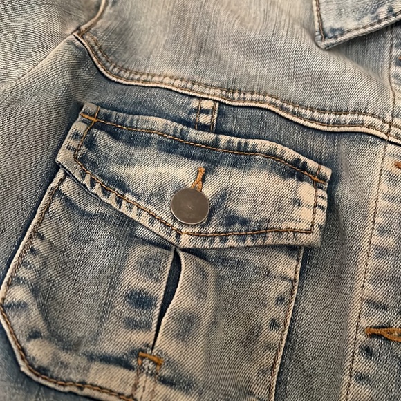 Washed light blue jean jacket. Kut from the Kloth - Picture 3 of 3
